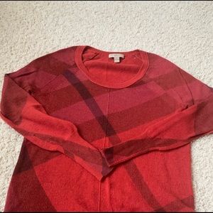 Burberry sweater